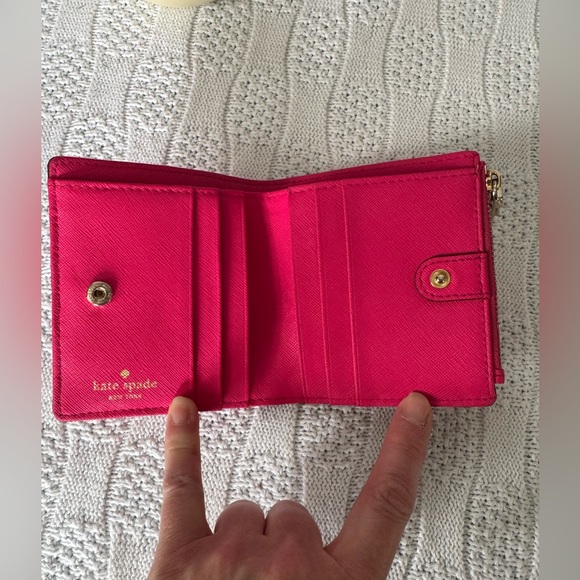 Kate Spade EUC hot pink leather compact wallet - Picture 3 of 5